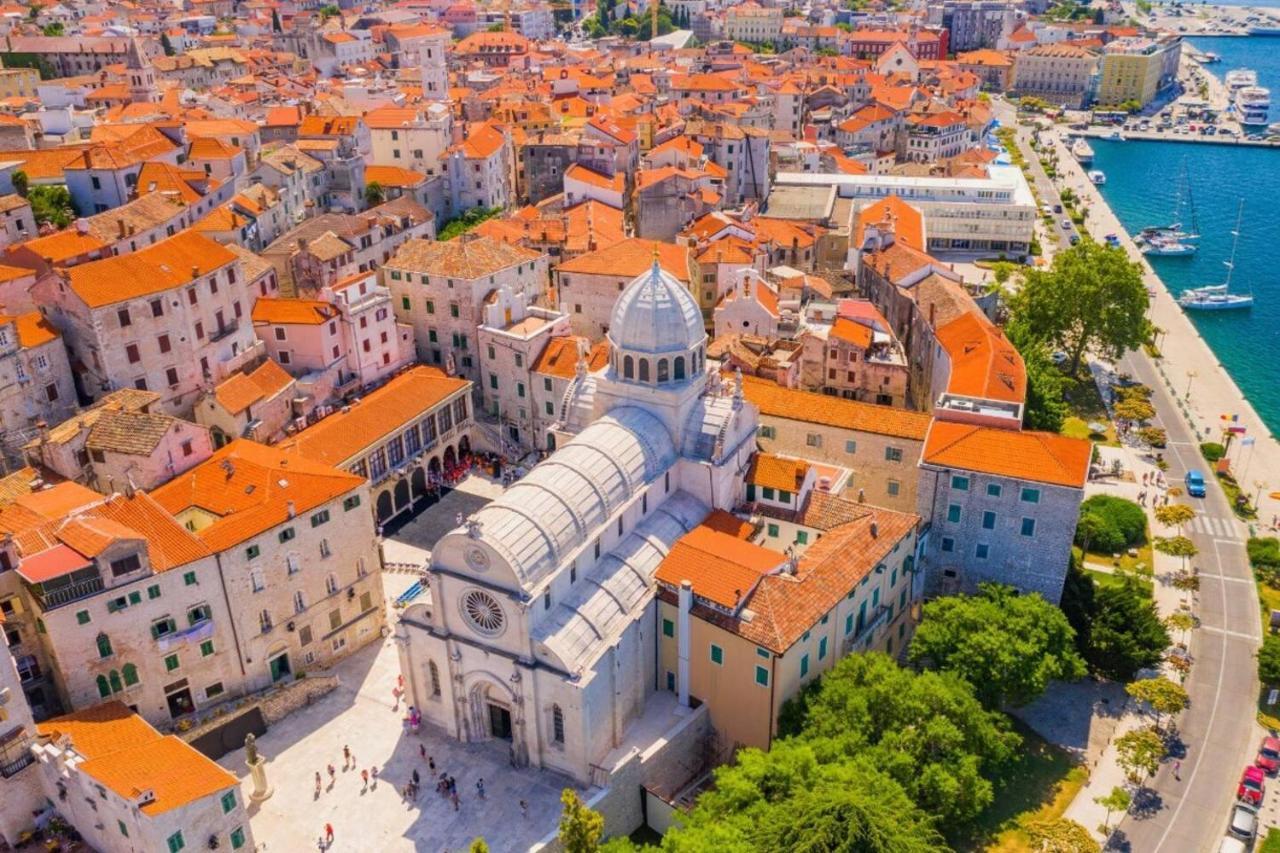 Urban Lights Hideaway - City Center Šibenik Esterno foto