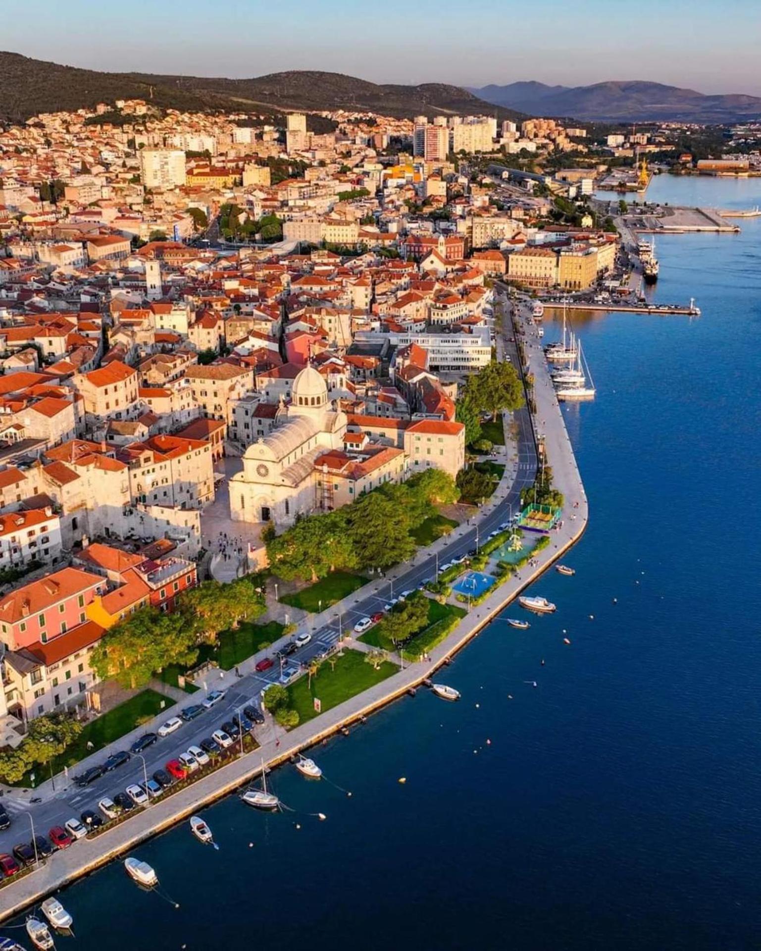 Urban Lights Hideaway - City Center Šibenik Esterno foto